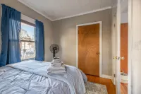 Old Orchard Beach Retreat | 2BD Cottage Hotels in Old Orchard Beach