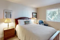 Blue Door Retreat Hotels in Cayucos