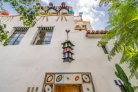 Vibrant Design with Stunning Mountain Views - Unique Whimsical Oasis