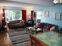 Tranquil Haven - Private Spa, Great WiFi, Prime Locale Hotels in Homestead Township