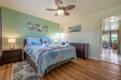 Spacious Patio and Pool Access - Cozy Elegant Retreat Hotels in Insel Maui, Hawaii