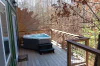 Serene Oasis with Hot Tub and Glass Walls - Stunning Woodland Retreat