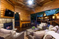 Cozy Cabin with Fire Pit and Hot Tub - Stunning Haven Hoteles en Condado de McCurtain