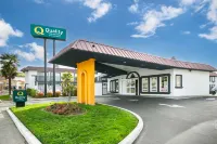 Quality Inn & Suites Hotels in Sacramento