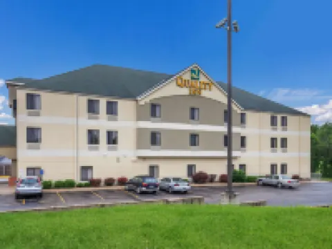 Quality Inn I-70 Near Kansas Speedway Hotels in Wyandotte County