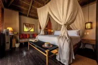 Acasi Rustic Beach