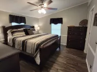 Fishin' for Days! Waterfront Home with Covered Boat Dock in Okeechobee! โรงแรมในโอกีโชบี