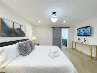 @ Marbella Lane – Contemporary Sophisticated Home