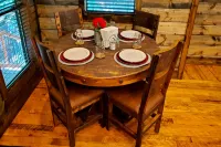 Secluded Mountain Gem - Creek, Hot Tub, Privacy, Escape Hotels in McCurtain County