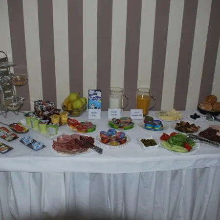 Hotel M