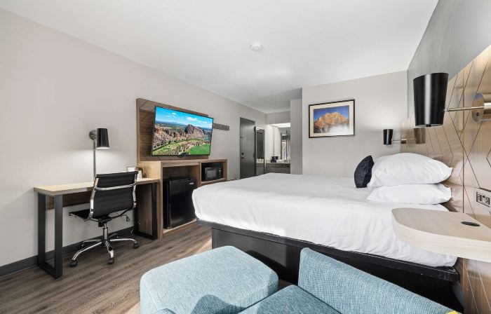 Red Lion Inn & Suites Deschutes River Bend