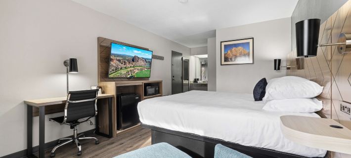 Red Lion Inn & Suites Deschutes River Bend Hotel di Bendungan