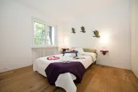 Charm Apartment - Happy Rentals - Apartments