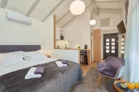 Apartments Silva Hotels in Orasac