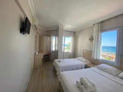 Ege Soley Hotel Hôtels à proximité de : Sarımsaklı Plajı