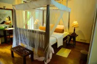 Tropical Retreat