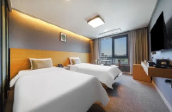 โรงแรมฟูลมูน โรงแรมใกล้สวนสนุกวอลมี