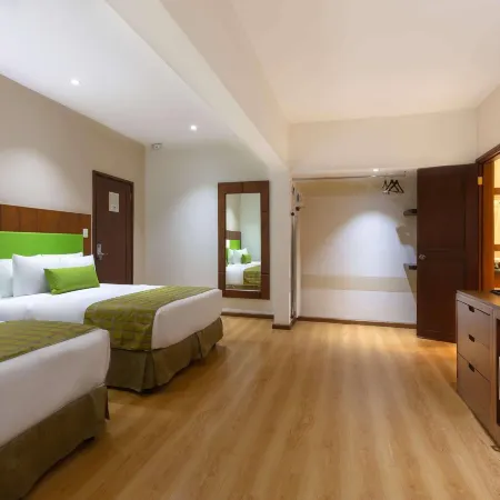 Country Inn Suites by Radisson San Jose Aero Отели рядом с достопримечательностью «Комплекс «Авенида Эскасу»»