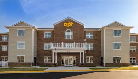 Stayapt Suites Alexandria-Fort Belvoir Отели в г. Брайанс-Роуд