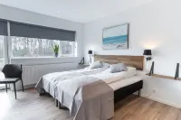 Hotel/ Apartments Marina Hotels near Katholm Gods v/Marie Therese Collet