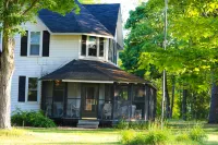 Wauban Cottage