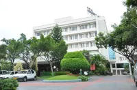 Cenneys Gateway - Pride of Salem