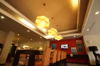 坦皮科機場歡朋酒店 - 早餐
