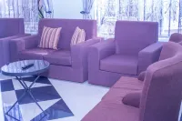 La'Tonna Safari Hotel