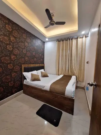 Hotel Yogita Inn Отели рядом с достопримечательностью «Statue of Buddha in Bodhgaya»