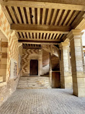 Le Charmant Paillot Hyper Centre classé Отели в г. Труа