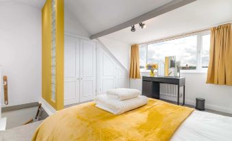 Host & Stay - Railman's Rest