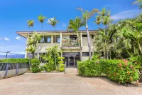 Maui Beach Vacation Club - مسبح