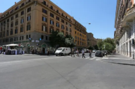 레지던스 카부르 로마