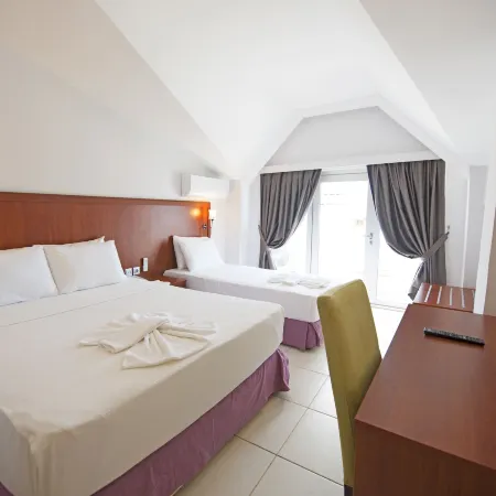 Sun Bay Park Hotel