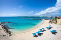 Hilton Vacation Club Flamingo Beach St. Maarten Hotels in Simpson Bay