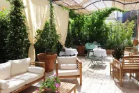Palazzo Scura Hotels in Tarsia