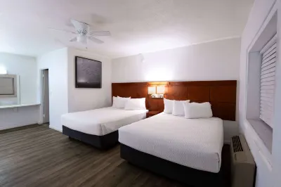 Travelodge by Wyndham Parker Hotels in 