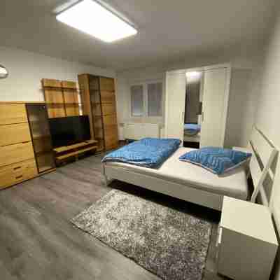 Pension Neon Rooms