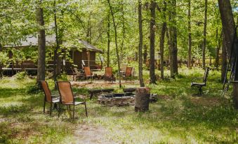 Jack Pines Resort