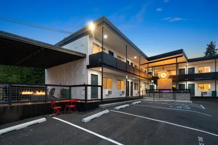 Hotel McCoy - Art, Coffee, Beer, Wine Отели рядом с достопримечательностью «Palouse Discovery Science Center»