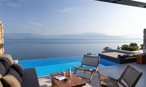​Le Grand Bleu Resort