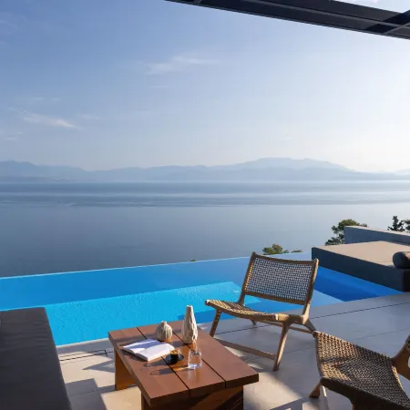​Le Grand Bleu Resort