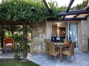 L'Ea Bianca Luxury Resort