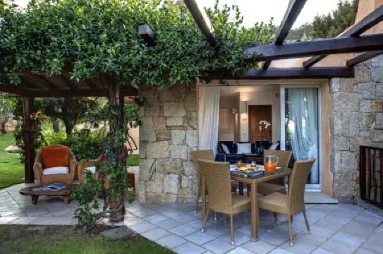 L'Ea Bianca Luxury Resort