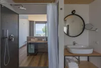 Room-Insula Felix - Deluxe Double Room w - Bed and Breakfast