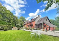 Le Moulin de Fourges Hôtels à : Bray-et-Lû