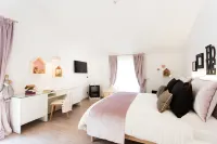 Adults-Only Boutique Hotel Villa Edera & La Torretta