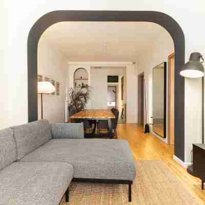 Vista by Halu!: Spacious City Centre Home Rooms