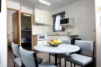 Lakes and Craters Holiday Park Hotels in Terang