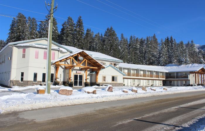 Golden Village Lodge